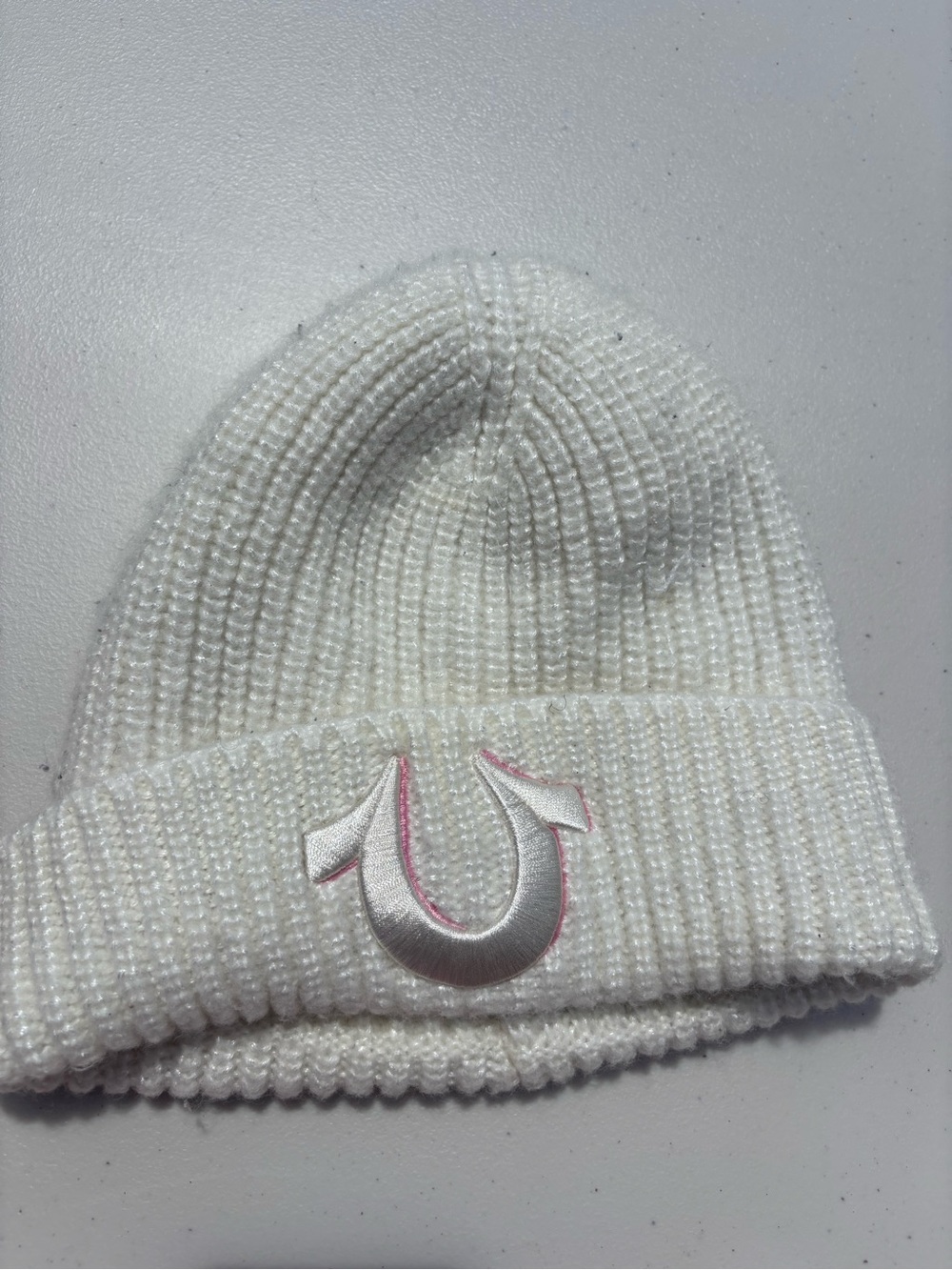 True Religion White Knit Beanie with Pink-Trim Horseshoe Logo